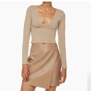 nwot Babaton contour v neck longsleeve s deep taupe